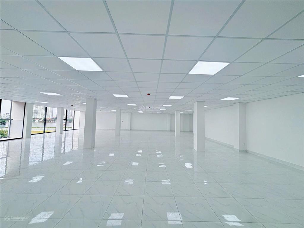 Sàn văn phòng sư vạn hạnh, gần vạn hạnh mall, quận 10. diện tích từ 150m2, giá thuê 35 triệu/tháng