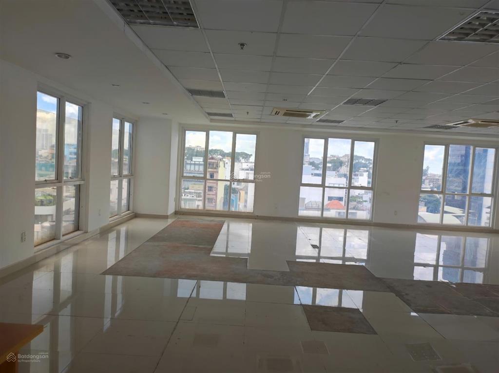 Building vip phan tôn, q1  dt 150m2, giá cực tốt chỉ 39tr bao gồm pql   0919 167 ***