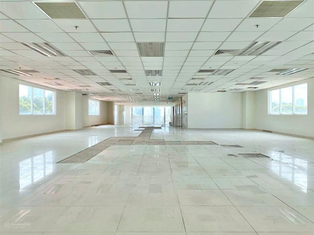 Cho thuê vp lý tự trọng q1 sẵn nội thất, vị trí đắt giá, chỉ từ 85 triệu/th/290m2 gần chợ bến thành