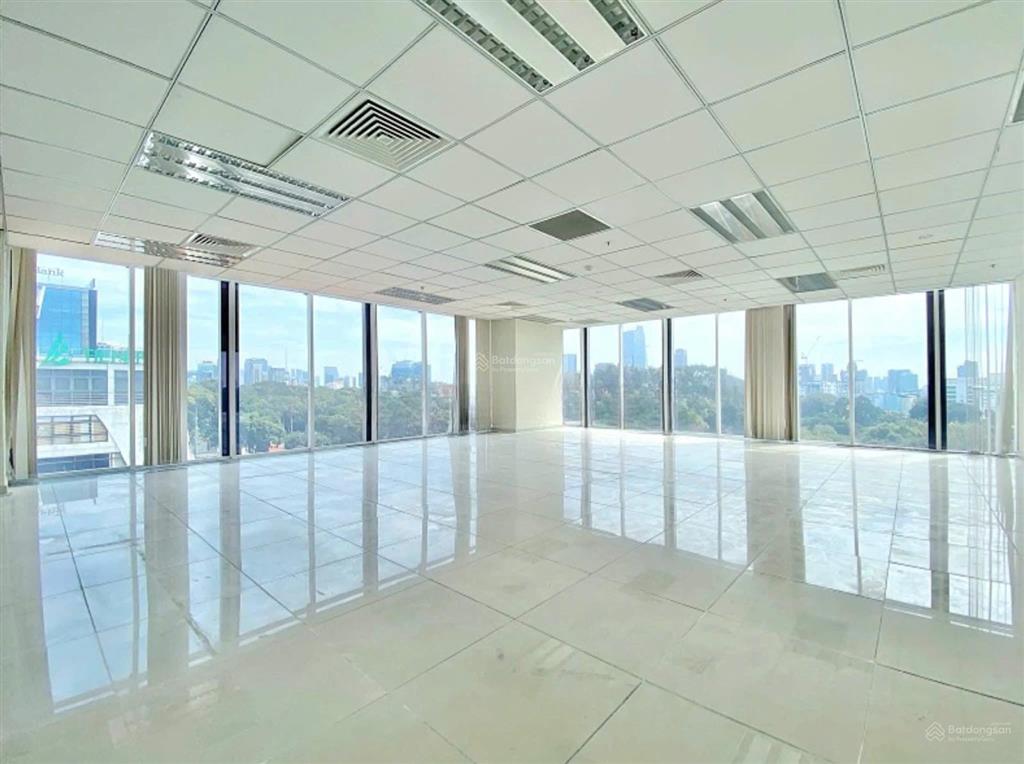 Cho thuê vp lý tự trọng q1 sẵn nội thất, vị trí đắt giá, chỉ từ 85 triệu/th/290m2 gần chợ bến thành