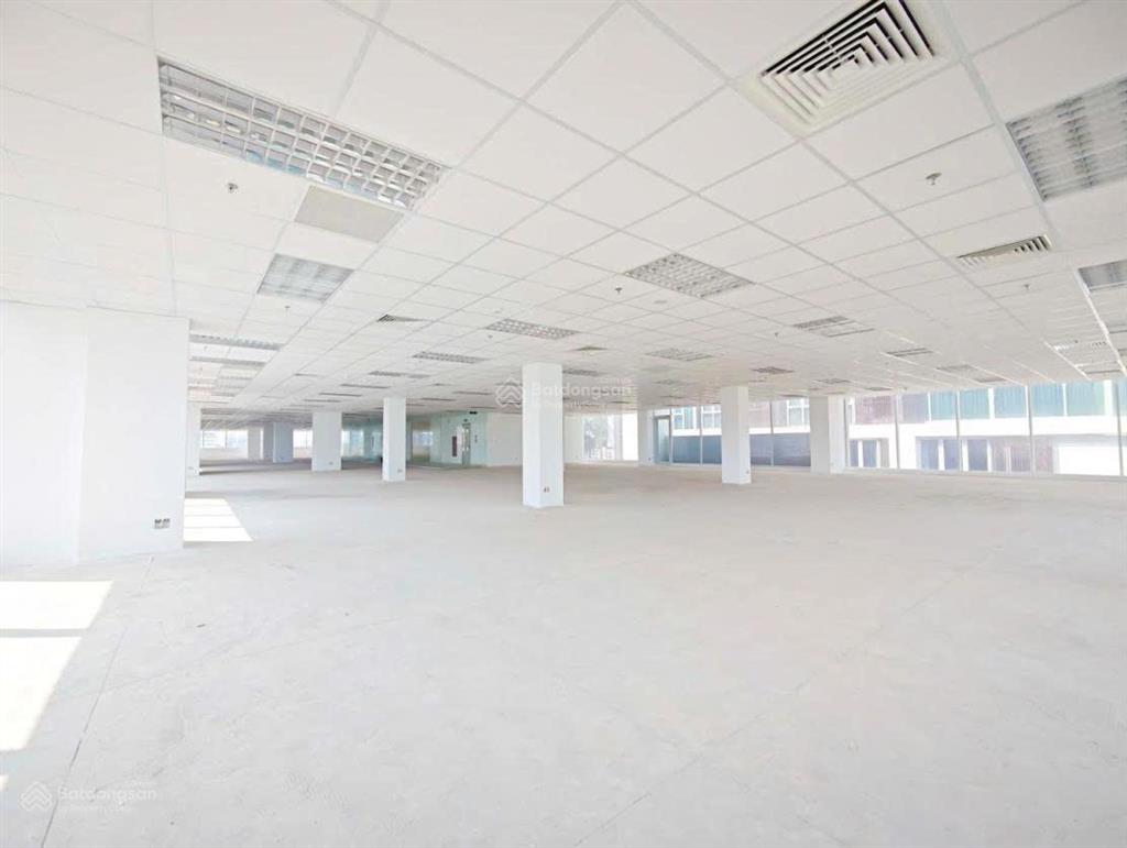Văn phòng cao cấp điện biên phủ, quận 3  gần vòng xoay dân chủ, 150m² chỉ 80tr, còn nhiều ưu đãi