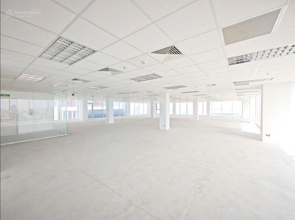 Văn phòng cao cấp điện biên phủ, quận 3  gần vòng xoay dân chủ, 150m² chỉ 80tr, còn nhiều ưu đãi
