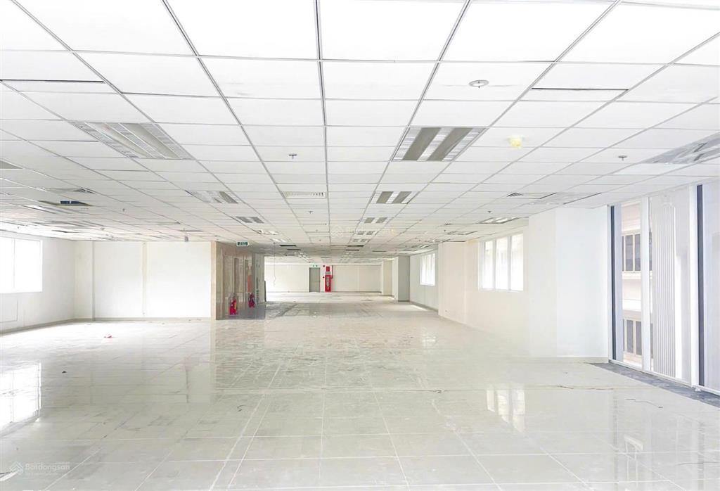 Vp nguyễn thị minh khai gần tao đàn & vòng xoay phù đổng, dt linh hoạt 50  1000m2, giá ưu đãi