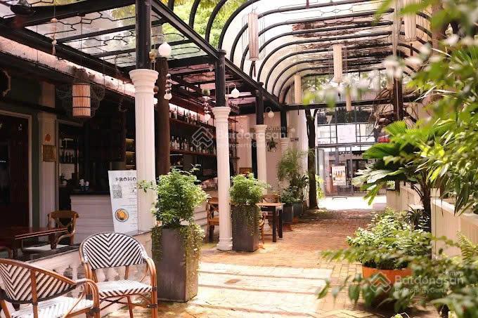 Nhà mt xuân thủy, khu sầm uất thảo điền! diện tích 10x20m với 1 trệt 2 lầu! giá thuê 90 triệu