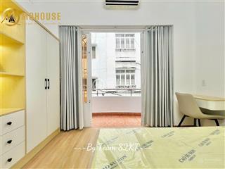 Căn hộ full nội thất trung tâm quận 1 ban công thoáng mát, view đẹp