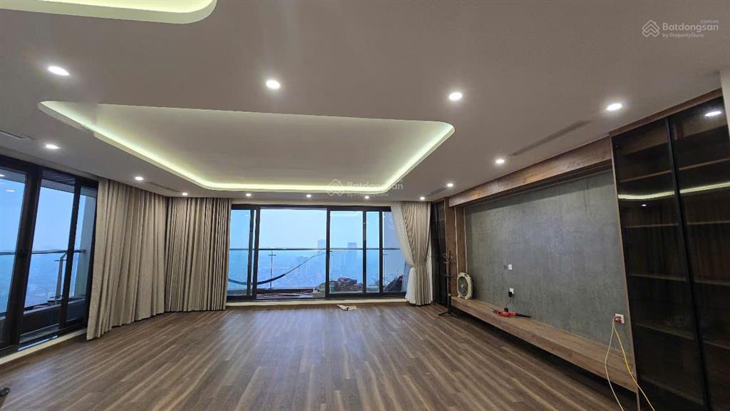 Bán căn penthouse hà đông 323m² 6pn, 7wc, view thành phố sở hữu không gian đẳng cấp trên cao