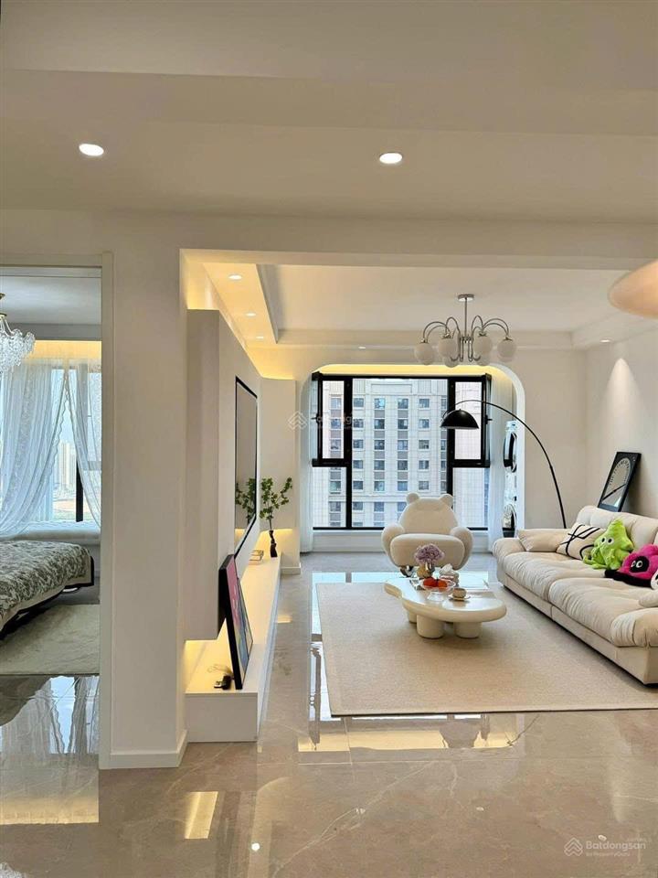 Chính chủ cần bán gấp căn 3pn dt 112m2 mã căn 08b chung cư bluegem giá 6 tỷ 9 bao phí sang tên