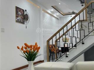 Nhà đẹp ngô gia tự quận 10 nội thất cao cấp 40m2 chỉ 8 tỷ hơn