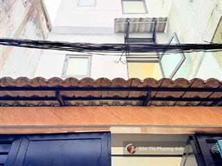 Nhà mới đẹp ngô quyền + 3/2 q10 3 tầng đúc hẻm thông tứ phía sổ vuông đẹp không lộ giới 5.85 tỷ