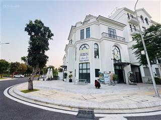 Bán biệt thự hàng hiếm tại vinhomes grand park, 40 tỷ, 252m2, q9, hcm
