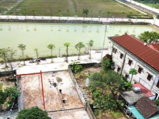 Lô đất mặt hồ sinh thái, tiện ích không thiếu thứ gì mà giá có hơn tỷ