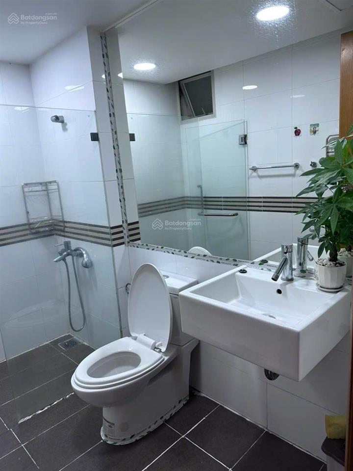 Cho thuê căn hộ canary home 3 phòng ngủ 117m2 giá 10trieu/1 tháng ngay aeon mall  0896 998 ***