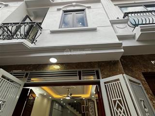 Bán nhà 5 tầng đẹp, trung tâm bắc từ liêm. gần ô tô, sổ đỏ chính chủ