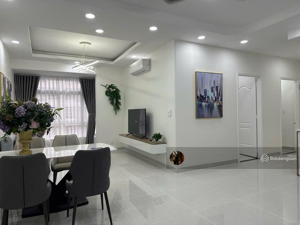 Bán nhanh giúp chủ nhà căn hộ topaz city, q8 dt 70m2 2pn/2wc, full nt  shr!