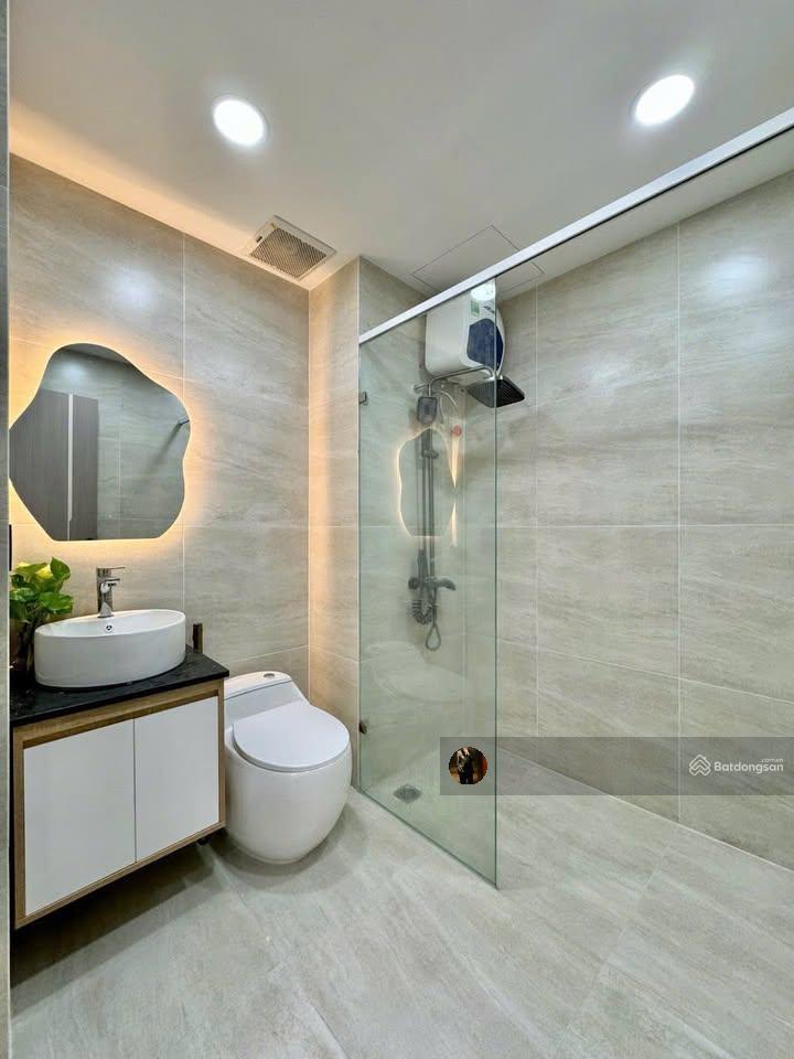 Bán chung cư ehome 5  the bridge view q. 7  dt 68m2  2pn/2wc  có nt  shrcc!