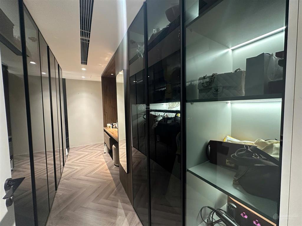 Căn hộ 87m2 chung cư 6th element view hồ tây cần tìm chủ mới, chủ thiện chí, tầng đẹp