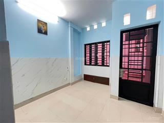 Chỉ 5 tỷ tl, nhà 2 tầng, 37m2, 3.2x10m, nở hậu 5.8m, gần cc bàu cát 2, cách mt đường số 7 15m, p10