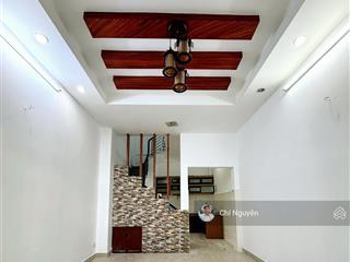 5.6 tỷ tl, nhà 3 tầng, 39m2, hẻm 4m ni sư huỳnh liên, cạnh cc bàu cát 2, p10