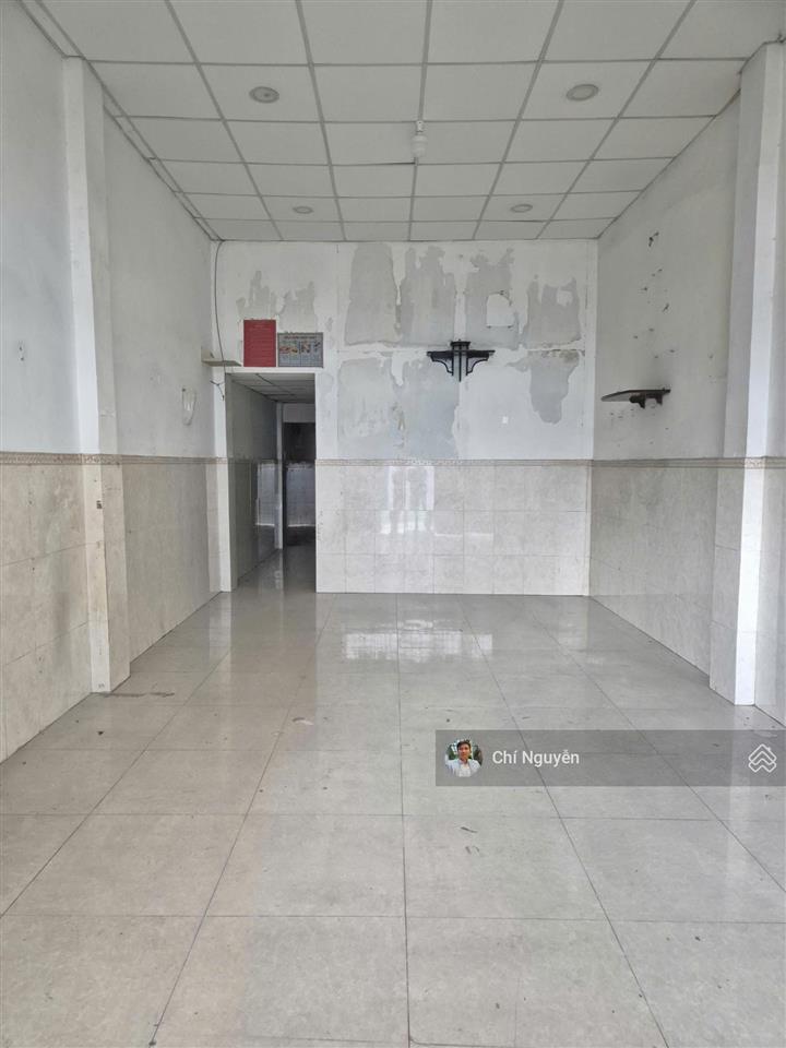 Chỉ 5.9 tỷ tl, nhà cấp 4 cũ tiện xây mới, 70m2, hẻm thông đường lạc long quân, p11, tb