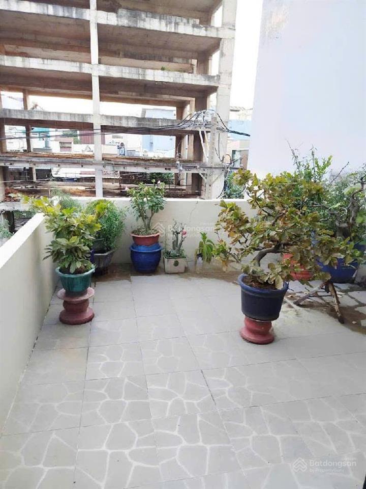 Nhà mặt tiền  kd  đt. đoàn hồng phước, q. tân phú. 4x30m, 3 tầng. giá 11.3 tỷ