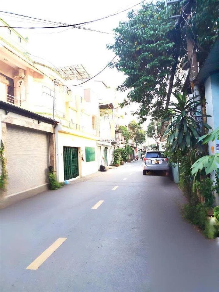 Nhà mặt tiền  kd  đt. đoàn hồng phước, q. tân phú. 4x30m, 3 tầng. giá 11.3 tỷ