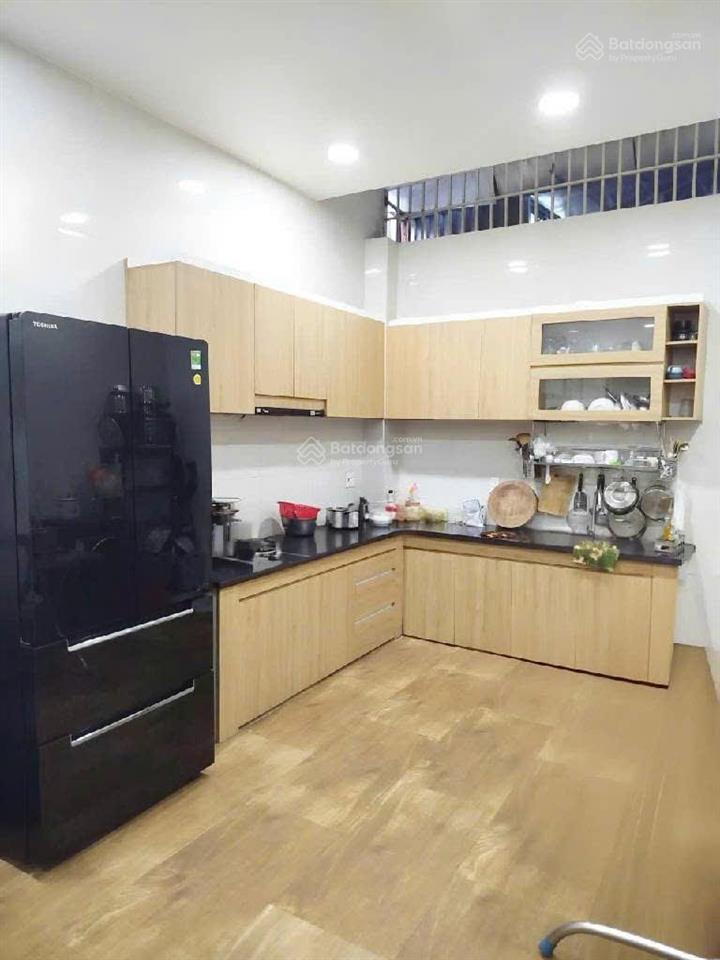 Nhà mặt tiền  kd  đt. đoàn hồng phước, q. tân phú. 4x30m, 3 tầng. giá 11.3 tỷ