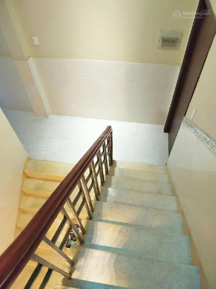 Nhà mặt tiền  kd  đt. đoàn hồng phước, q. tân phú. 4x30m, 3 tầng. giá 11.3 tỷ