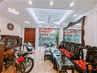 Cầu giấy| oto đỗ cửa/vào tận nhà, 6 tầng, mt 5.2m  full nội thất  giá cực tốt 11.8đ