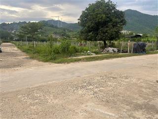 Chủ kẹt tiền bán lô đất 2 mặt tiền đẹp tại suối tiên, 2,1 tỷ, 247,8 m2, mặt tiền 11 m