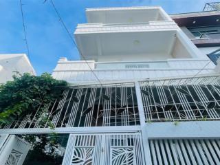 Bán nhà đẹp, tắm biển gần biển hòn chồng  phường bắc nha trang ( hẻm nguyễn biểu  vĩnh hải)