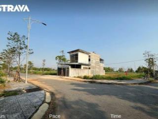 Lô góc 2 diện đông + nam  270m2 chỉ 10 triệu/m2  view trường học , bờ sông khu vsip quảng ngãi
