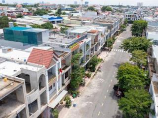 Bán nhà tân đông hiệp, tp dĩ an, 3 tầng 85m2 ngang 5m gần vincom dĩ an  sổ hồng riêng