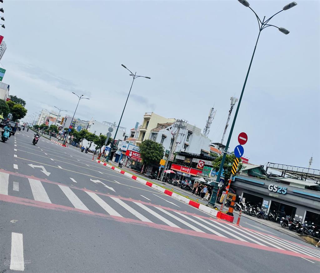 Bán nhà 5tầng hoàng hữu nam, hẻm xe tải, ô tô ngủ trong nhà, ngay lê văn việt, khu kinh doanh vip