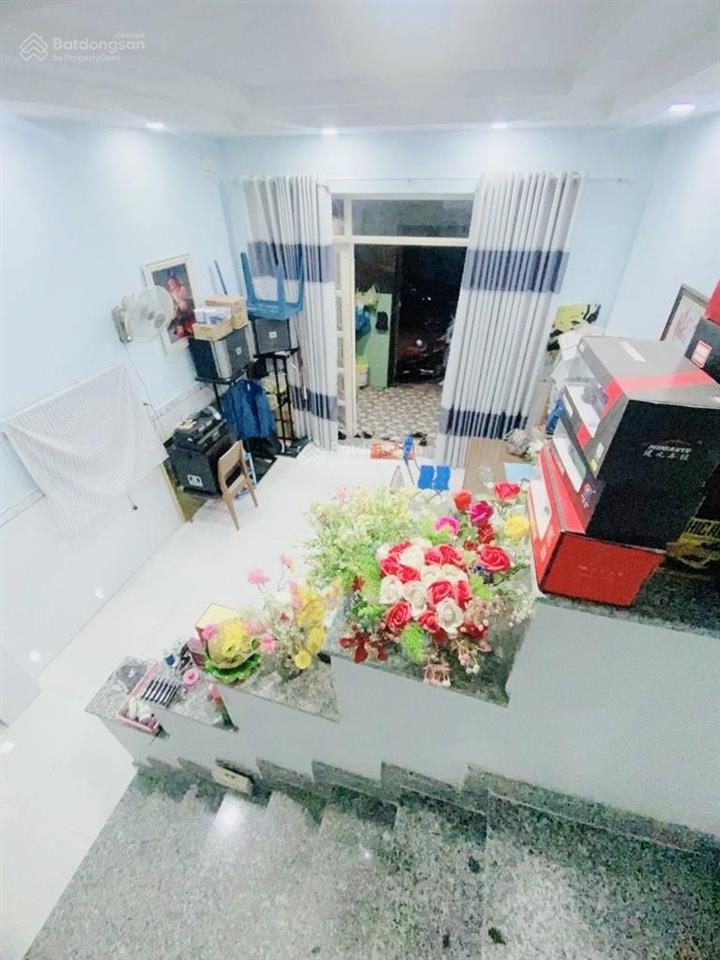Bán nhà 3 tầng trường lưu đông tăng long,ô tô đỗ cửa,long trường,vip!!