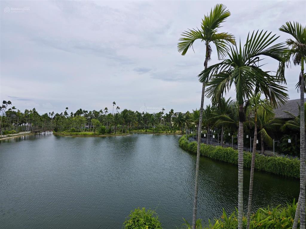 Chủ xuất ngoại cần chuyển nhượng biệt thự căn mẫu casamia calm. full nội thất, dòng tiền ổn định