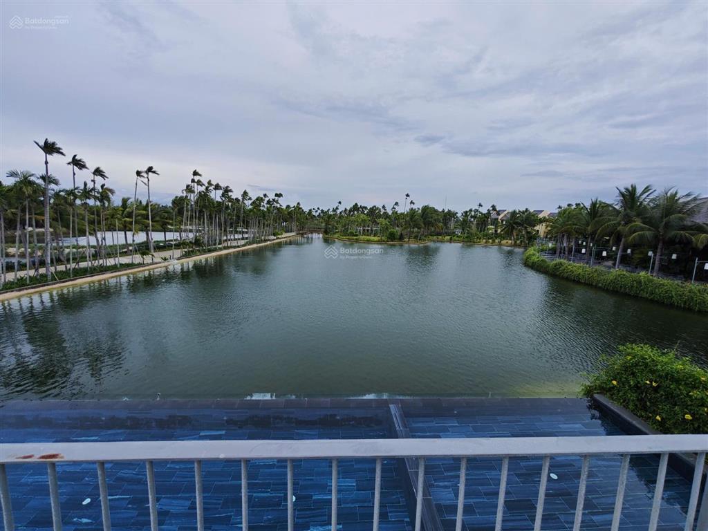 Chủ xuất ngoại cần chuyển nhượng biệt thự căn mẫu casamia calm. full nội thất, dòng tiền ổn định