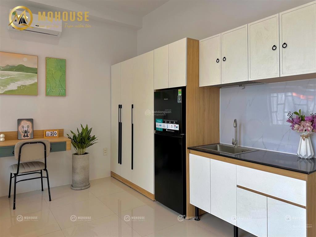 Studio ban công phòng thoáng nội thất đẹp tân phú  0909 186 ***