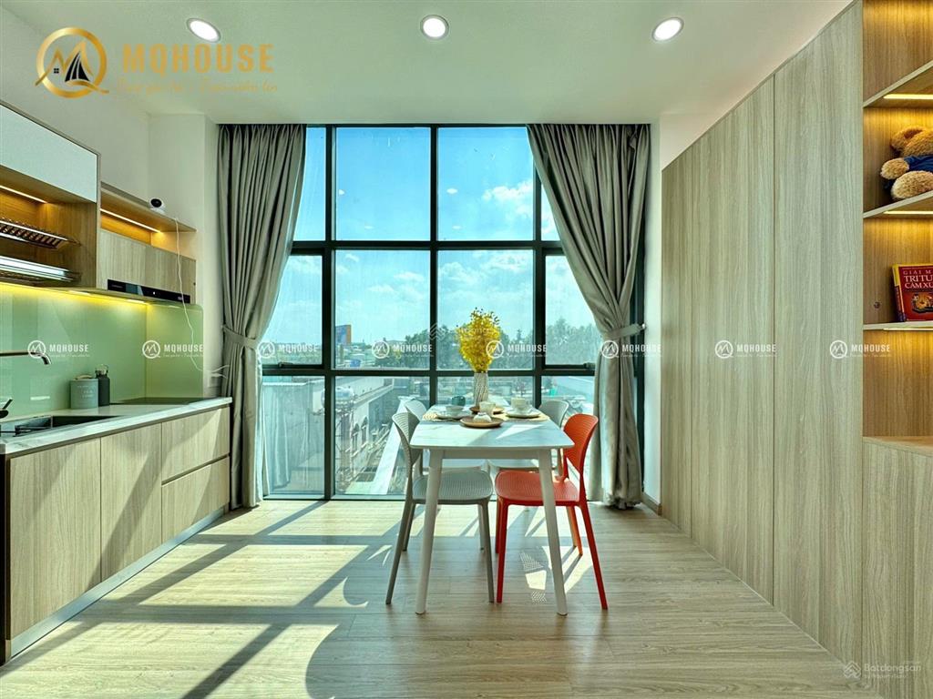 Căn hộ view kính full nội thất đẹp  giặt riêng ngay trường chinh gần aeon tân phú, etown cộng hoà