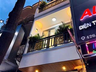 Chính chủ bán gấp nhà quận 4 67m2/3ty9 sổ hồng riêng chính chủ hợp đồng cho thuê 21tr/th