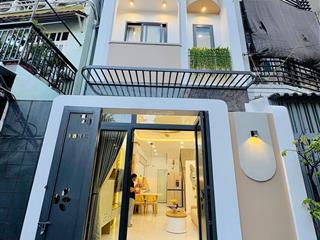 Bán gấp nhà thảo điền quận 2 67m2/3ty9 sổ hồng riêng chính chủ hđ cho thuê 25tr/1 tháng