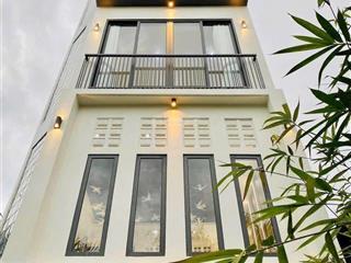 Bán gấp nhà phú mỹ hưng 75m2/2tỷ4 sổ hồng riêng vị trí trung tâm đắc địa