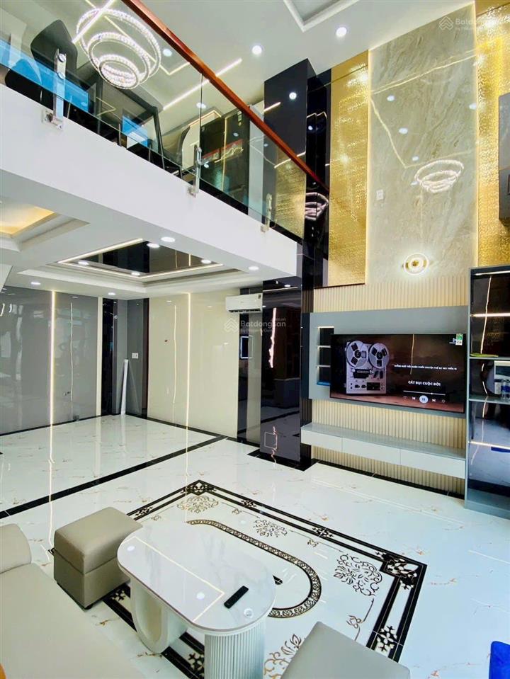 Bán nhà tăng bạt hổ, quận 5  65m2/3tỷ250 hẻm ô tô 6m sổ hồng riêng sang tên công chứng trong ngày