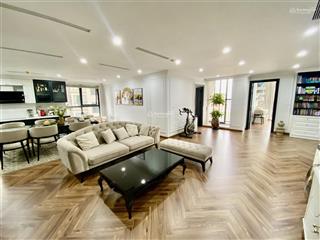 Chính chủ, (bán gấp) căn góc vip 4pn full nội thất tầng trung e4 yên hoà park view city vũ phạm hàm