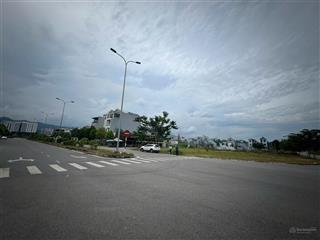 Bán lô đất mặt đê dự án hòa bình new city, dt 108 m2, view đẹp thoáng, kinh doanh thuận lợi