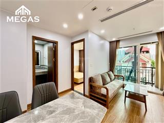 Cho thuê căn hộ mới  1 phòng ngủ 65m2 ngay xuân la  lạc long quân  ban công thoáng