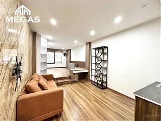 Cho thuê phòng rộng, mới, đẹp, full đồ 40m2 ngay phố thái hà, ô tô đỗ cửa