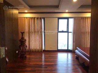 Bán nhà riêng tại cầu giấy, 19 tỷ, 60m2, 4pn + 5wc + bếp, giá cực chất
