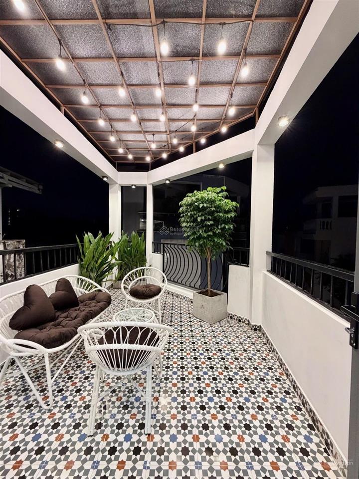 Siêu phẩm 5 tầng hơn 5 tỷ lô góc trong hxt nơ trang long, bình thạnh