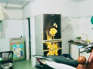 Hẻm lạc long quân nhà cũ 101m nở hậu dòng tiền 12tr/tháng chỉ 7.478 tỷ.