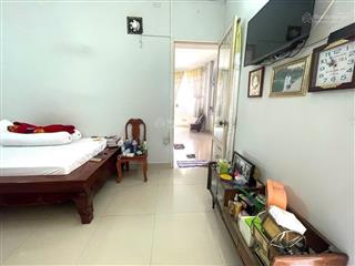 Mặt tiền đội cung, q11  đang cho thuê 28tr/th  sổ nở hậu  nhỉnh 13 tỷ tl.